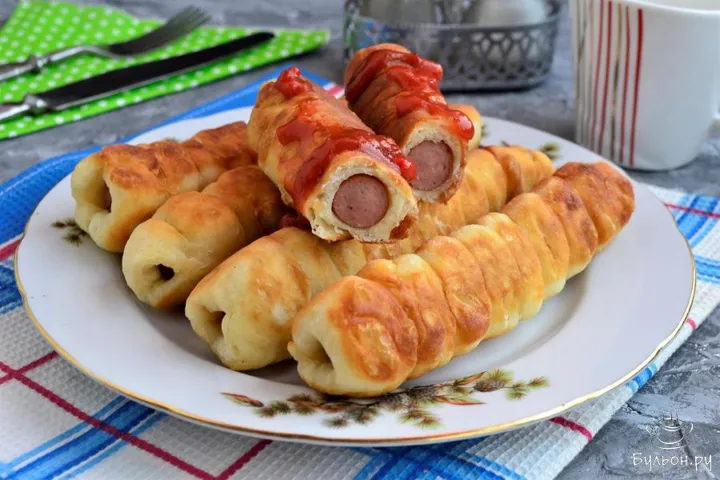Sasiskali bulochka