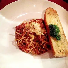 Spagetti bolonez